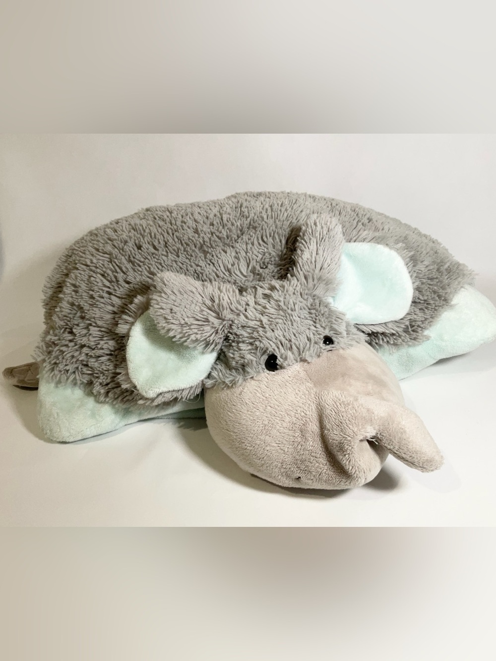 2010 Pillow Pets Pee-Wee, plush Animal, Gray Nutty Elephant